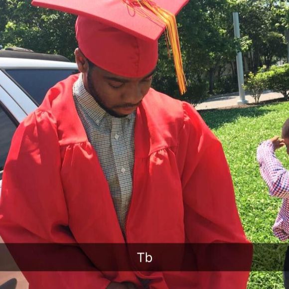 Meet your Posher, Khalid - Picture 1 of 1